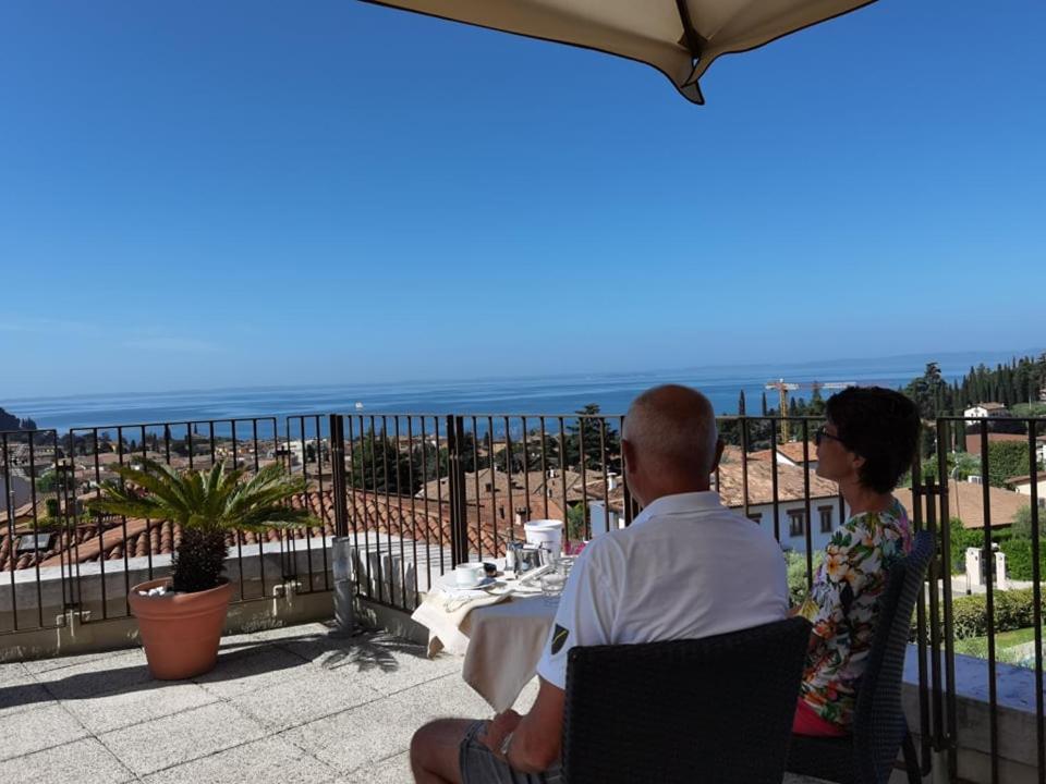 Hotel Villa Ca' Nova ***S Garda  Eksteriør billede