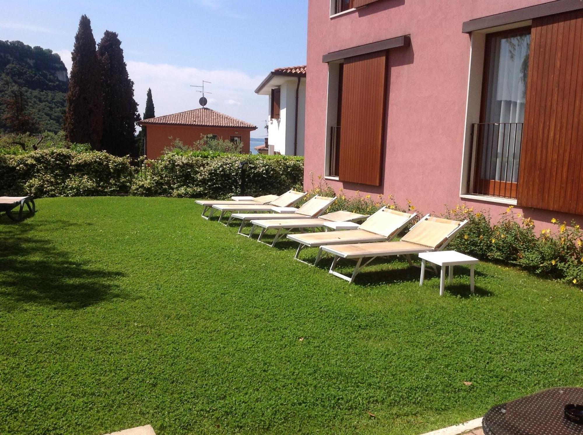 Hotel Villa Ca' Nova ***S Garda  Eksteriør billede