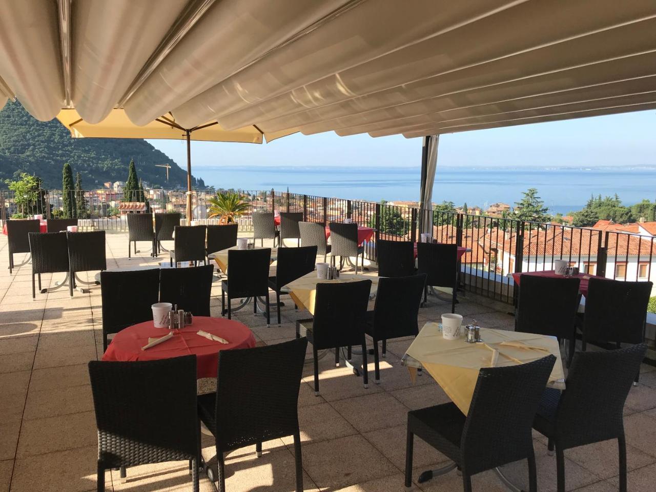 Hotel Villa Ca' Nova ***S Garda  Eksteriør billede